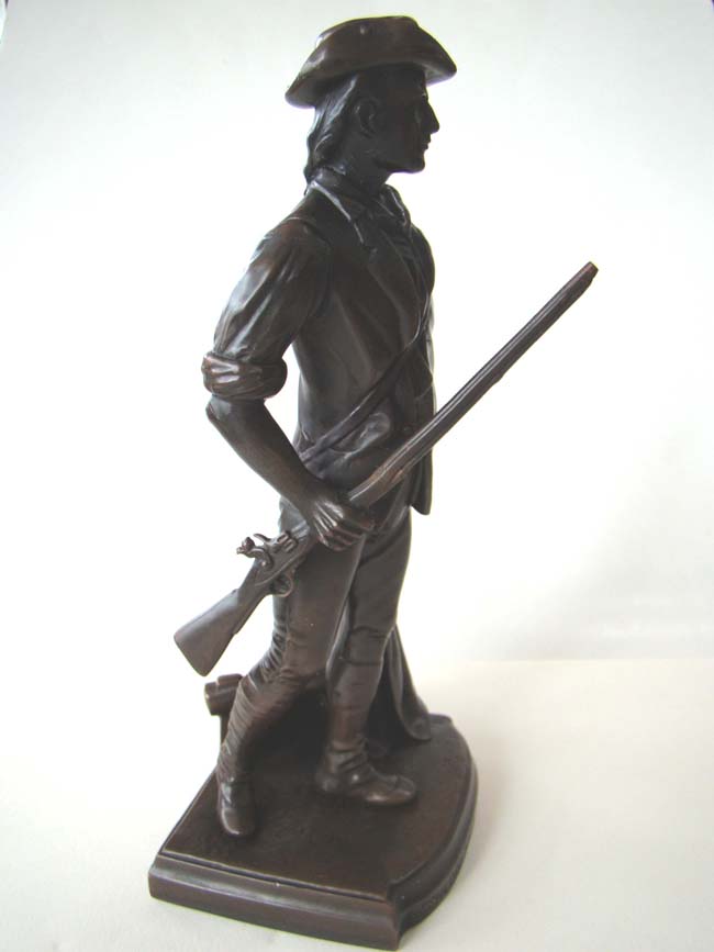 A fine and rare pair of Antique Bookends circa 1930 depicting 'The Minuteman of Concord 1775.' — image 2